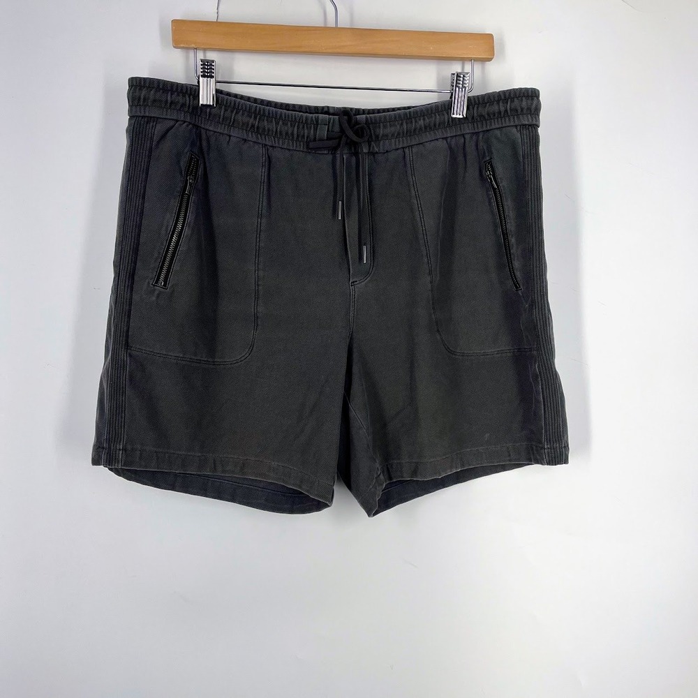 Athleta Farallon 9 Bermuda Shorts Gray Cotton Stretch Zip Pocket 446669 Size 16